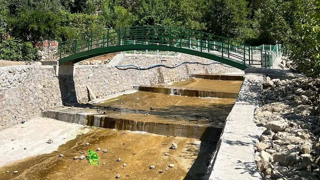 Elazığ’daki La Deresi’nin ıslah ve bakım çalışmaları sürüyor
