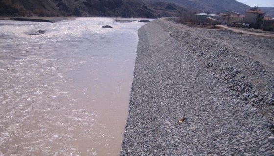 Elazığ Palu İlçe Merkezinin Murat Nehri Taşkınlarından Korunması İşi